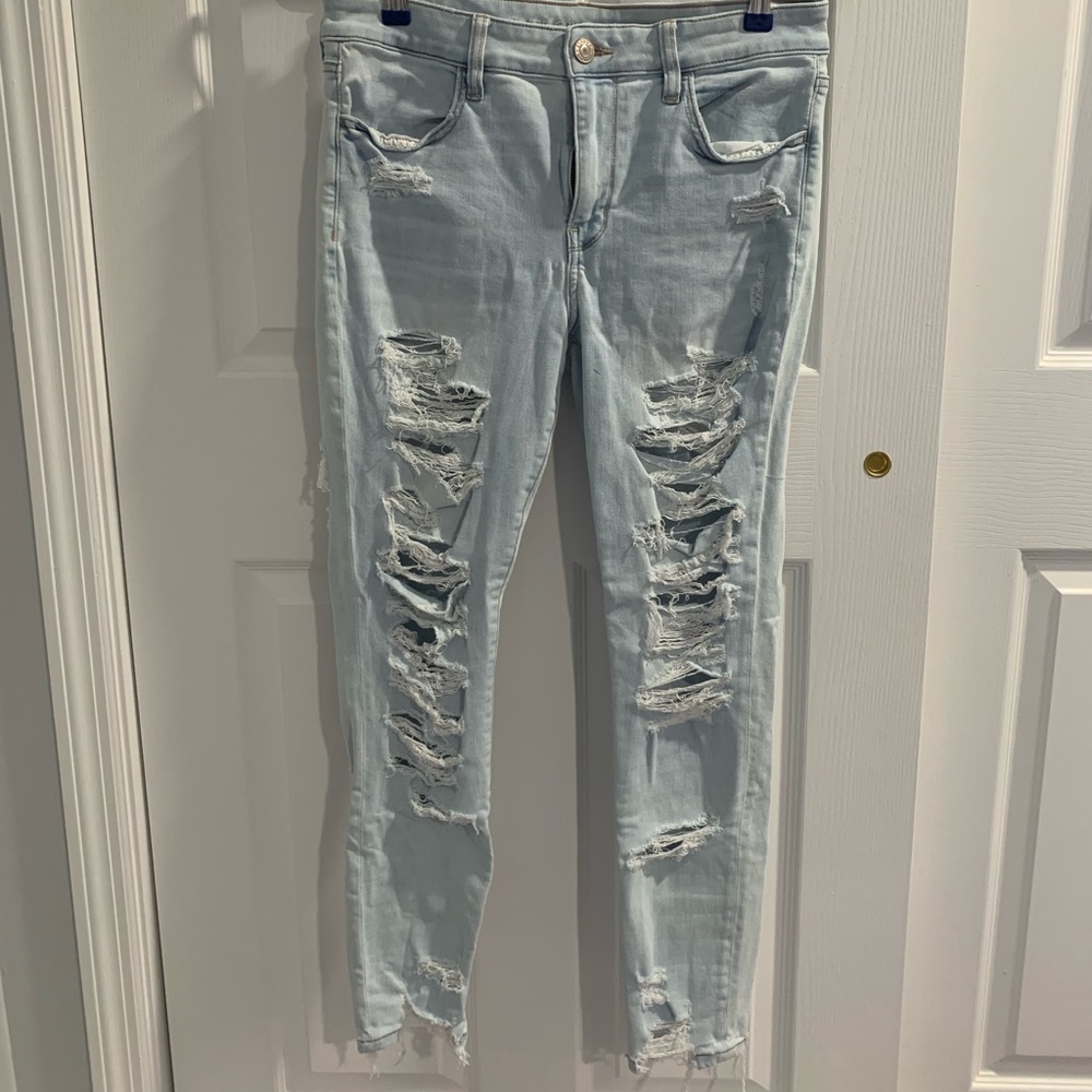 American Eagle Light Wash Ripped Jeans